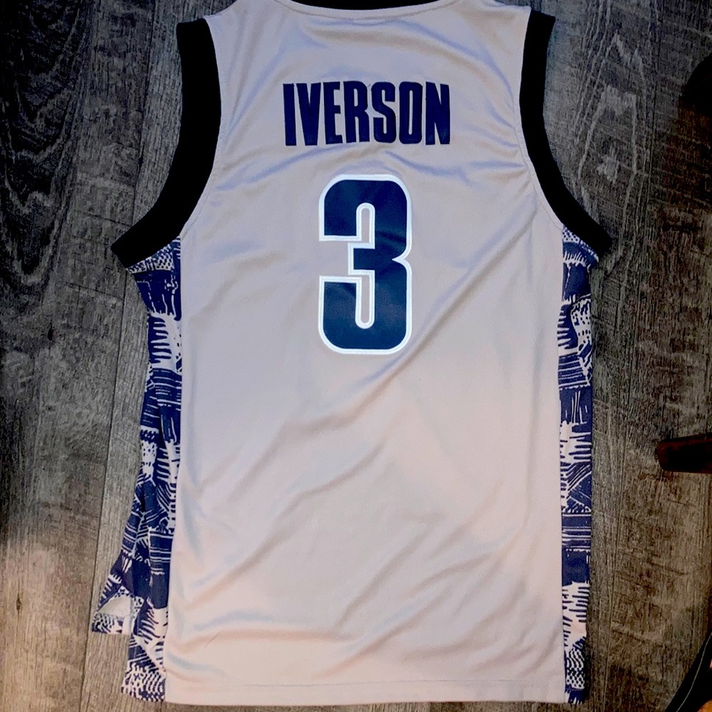 Georgetown Hoyas ~ Allen Iverson Jersey